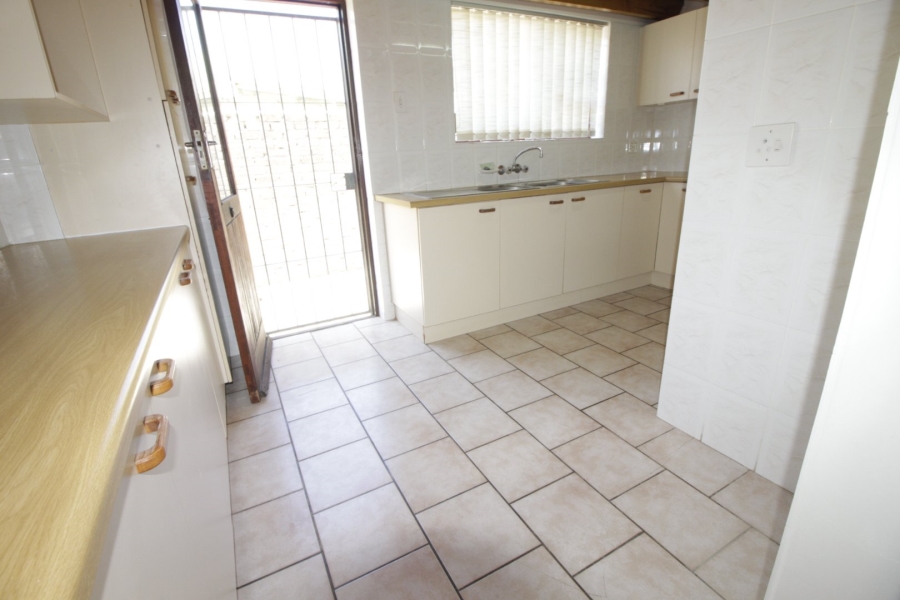 3 Bedroom Property for Sale in Jeffreys Bay Central Eastern Cape